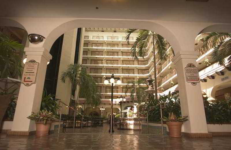 Embassy Suites By Hilton Tulsa I-44 Inreriör bild